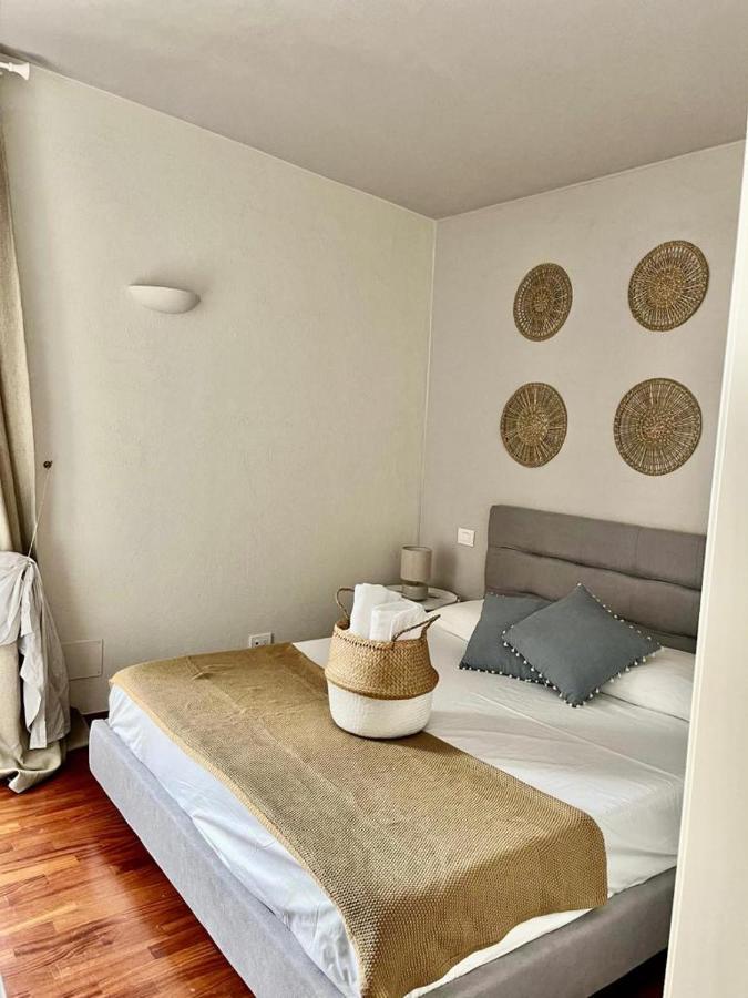 Apulia Journey - Manzoni 11 Hotel Бари Екстериор снимка