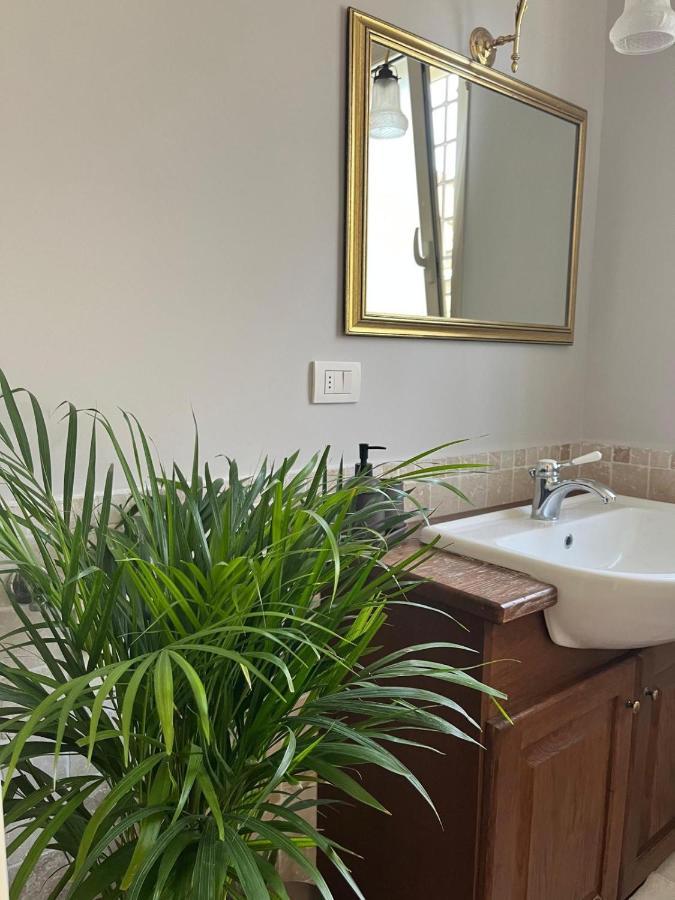 Apulia Journey - Manzoni 11 Hotel Бари Екстериор снимка